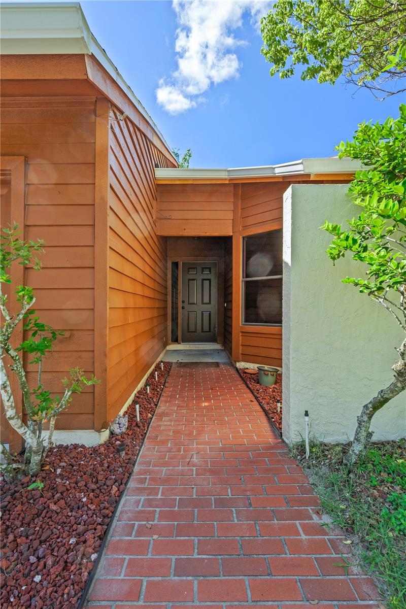 216 EGRET CT.