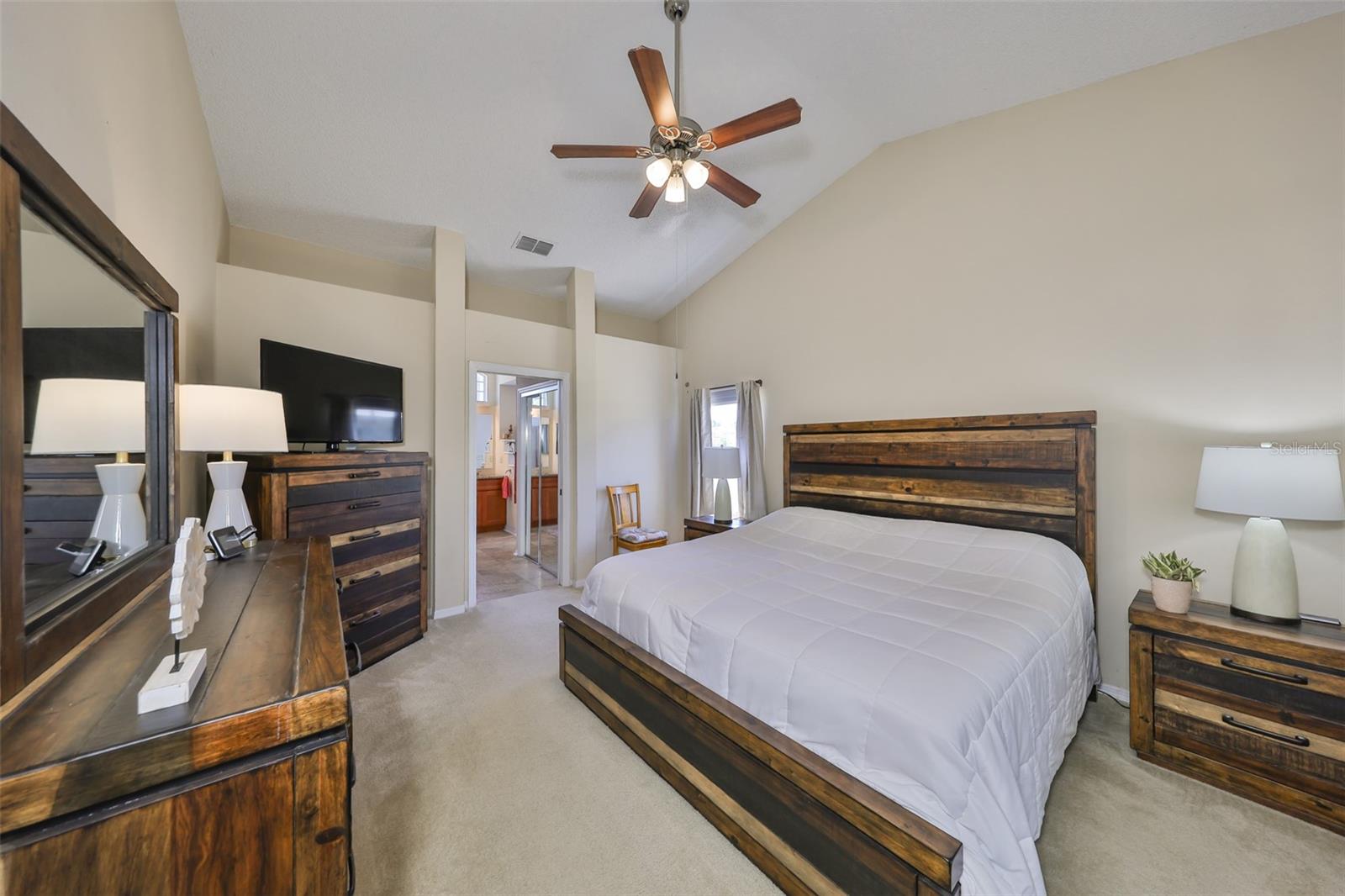 2004 BERRY ROBERTS DRIVE