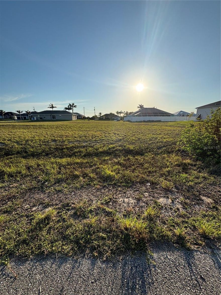 Best Deal in Cape Coral – Oversized Lot in Prime NW Location! 
Welcome to 3522 NW 41st Pl, where opportunity meets value in one of Cape Coral’s most desirable up-and-coming neighborhoods! This spacious lot is surrounded by beautiful new pool homes and offers the perfect setting to build your dream home or add a high-potential asset to your investment portfolio.

Located near the rapidly developing Burnt Store corridor, you’ll enjoy quick access to shopping, dining, entertainment, golf courses, and marinas—all while being nestled in a quiet, residential area with no HOA restrictions. Oversized lot in a fast-growing area, Surrounded by upscale new construction, Ideal for builders, investors, or future homeowners. Probate sale – take advantage of a unique buying opportunity!

Whether you're ready to break ground or just want to hold this land as Cape Coral continues to grow, this lot is priced to sell fast. Secure your piece of paradise today—before this deal is gone!