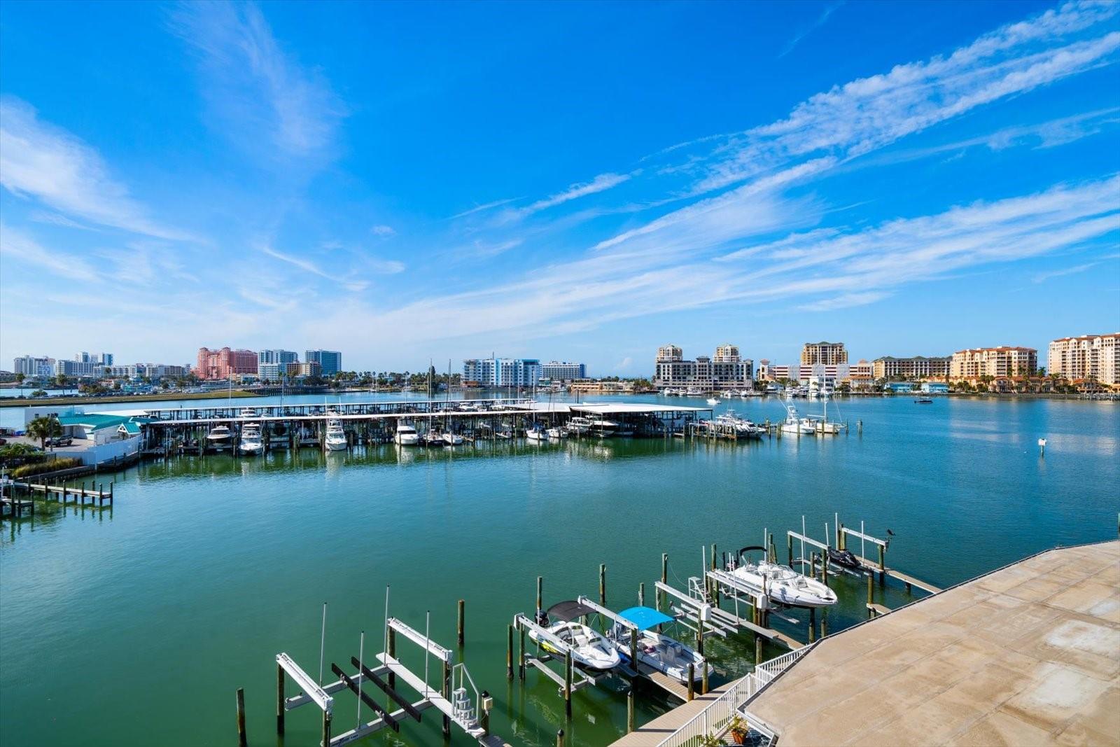 LA BRISA DEL MAR CONDO - Residential