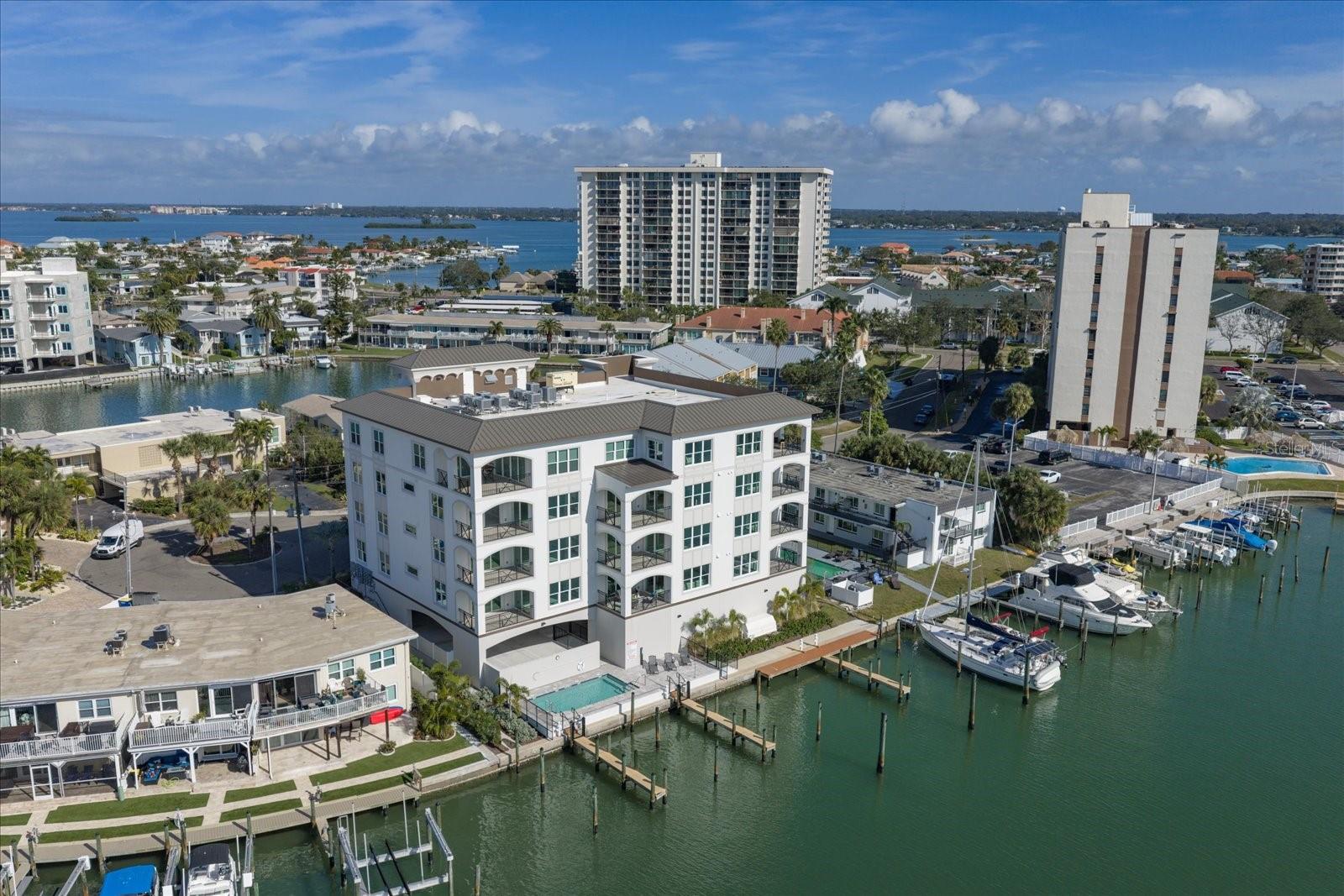 LA BRISA DEL MAR CONDO - Residential