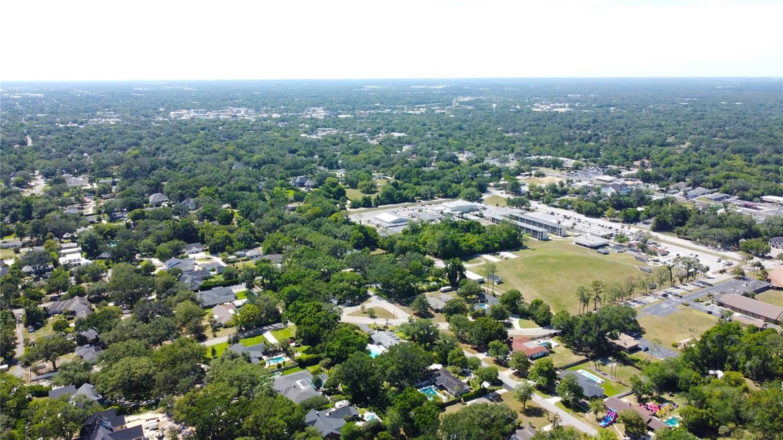 WOODFIELDS - Land