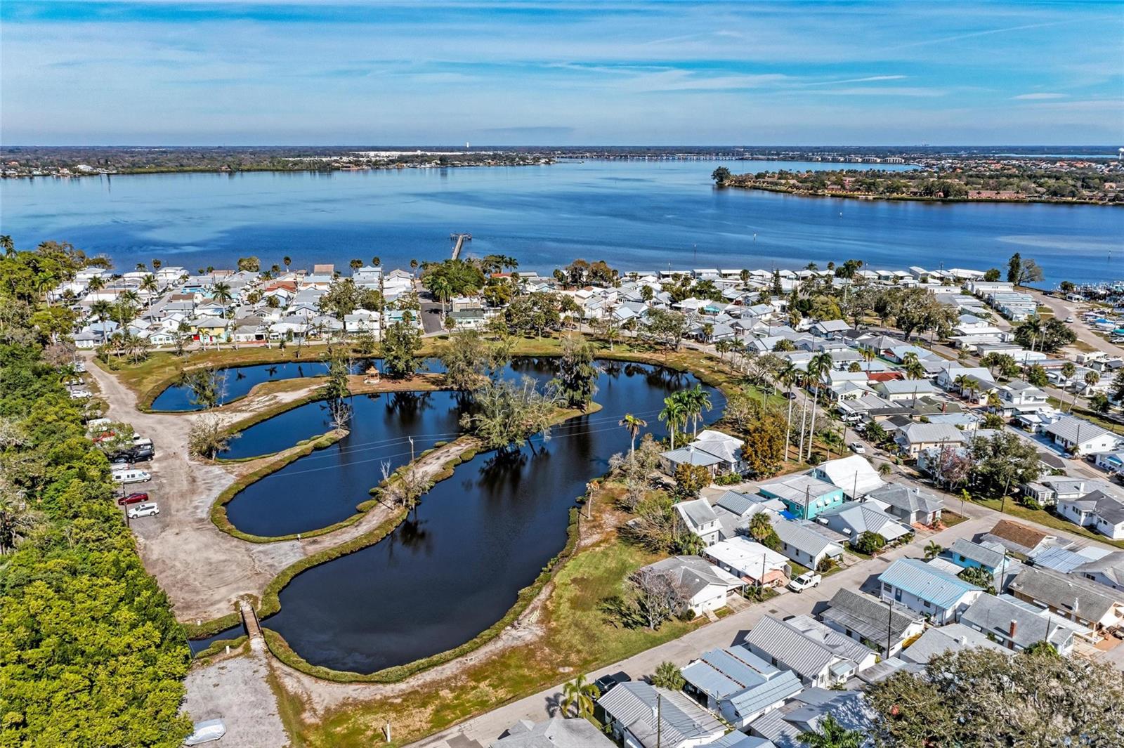 BRADEN CASTLE PARK - Residential