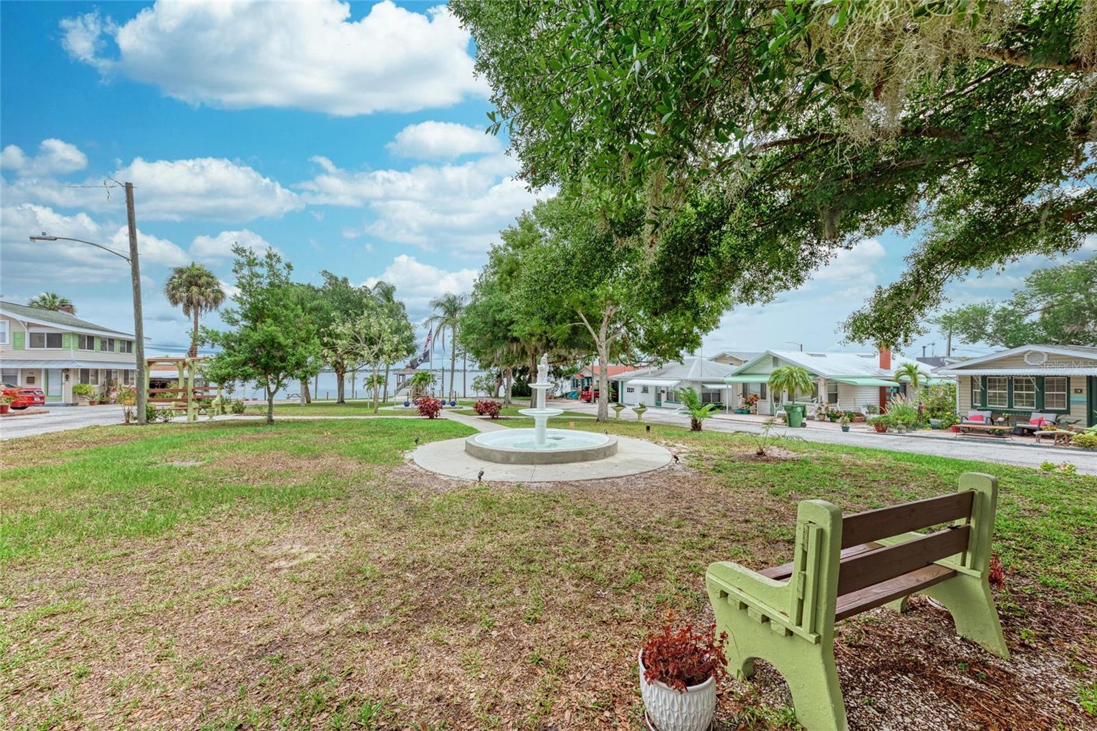 BRADEN CASTLE PARK - Residential