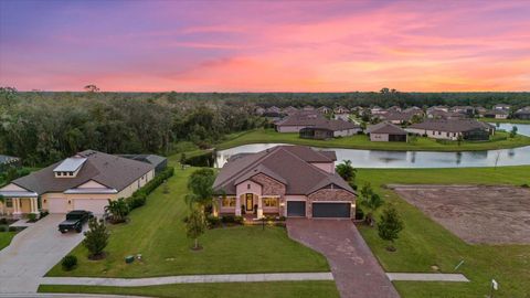 A home in PARRISH