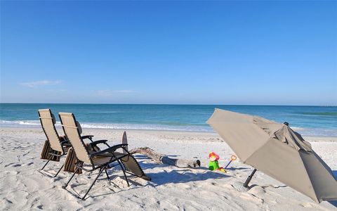 A home in SIESTA KEY