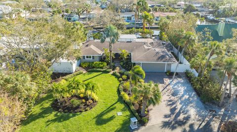 A home in SIESTA KEY