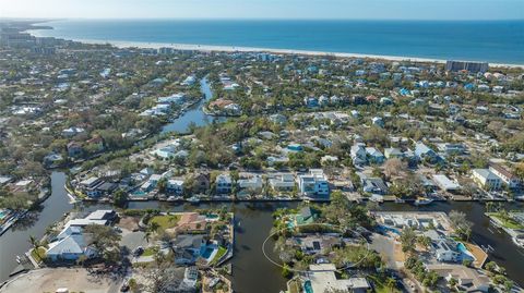 A home in SIESTA KEY