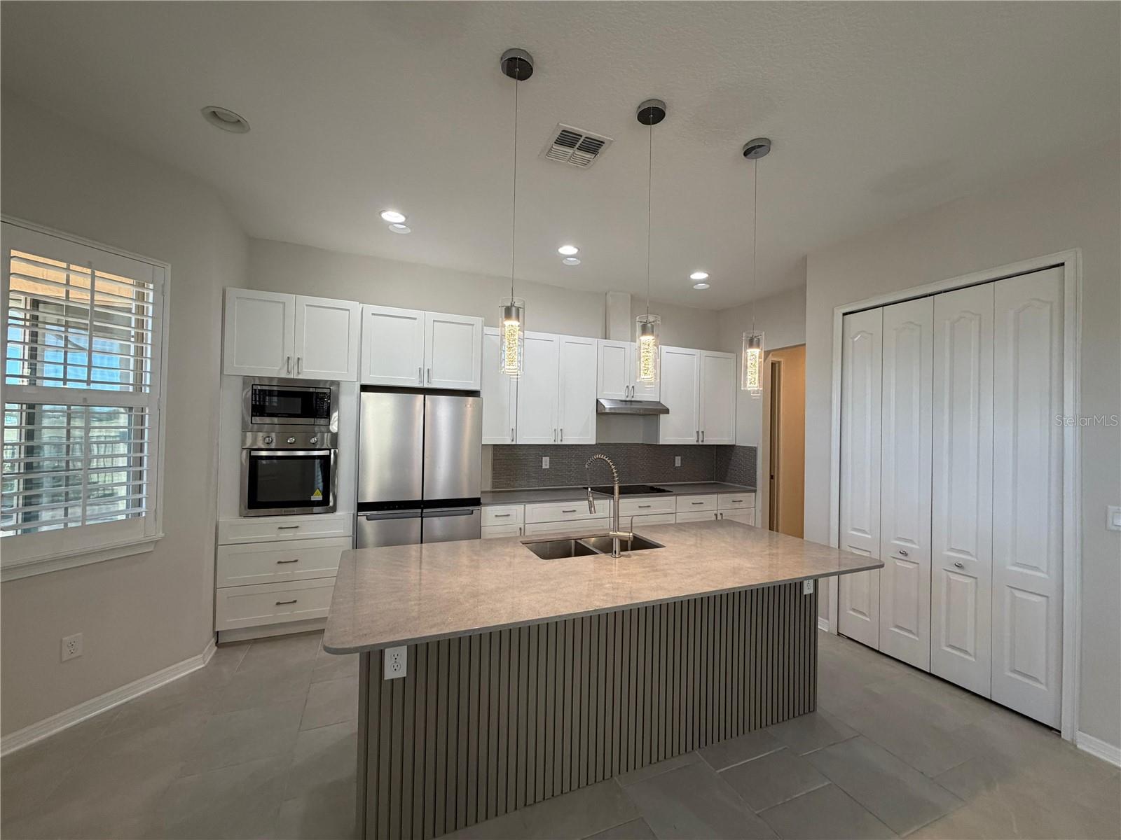 13183 WOODFORD STREET