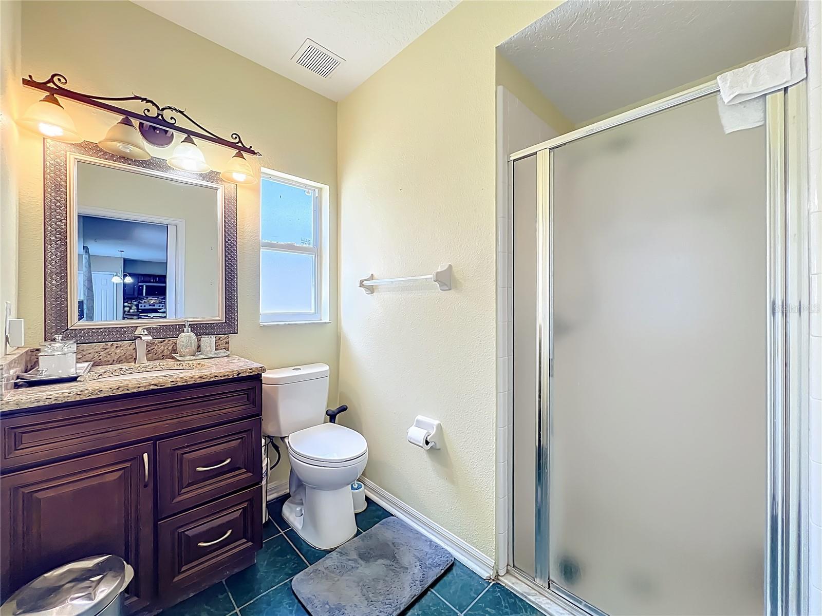 COUNTRY RUN UNIT 2 - Residential