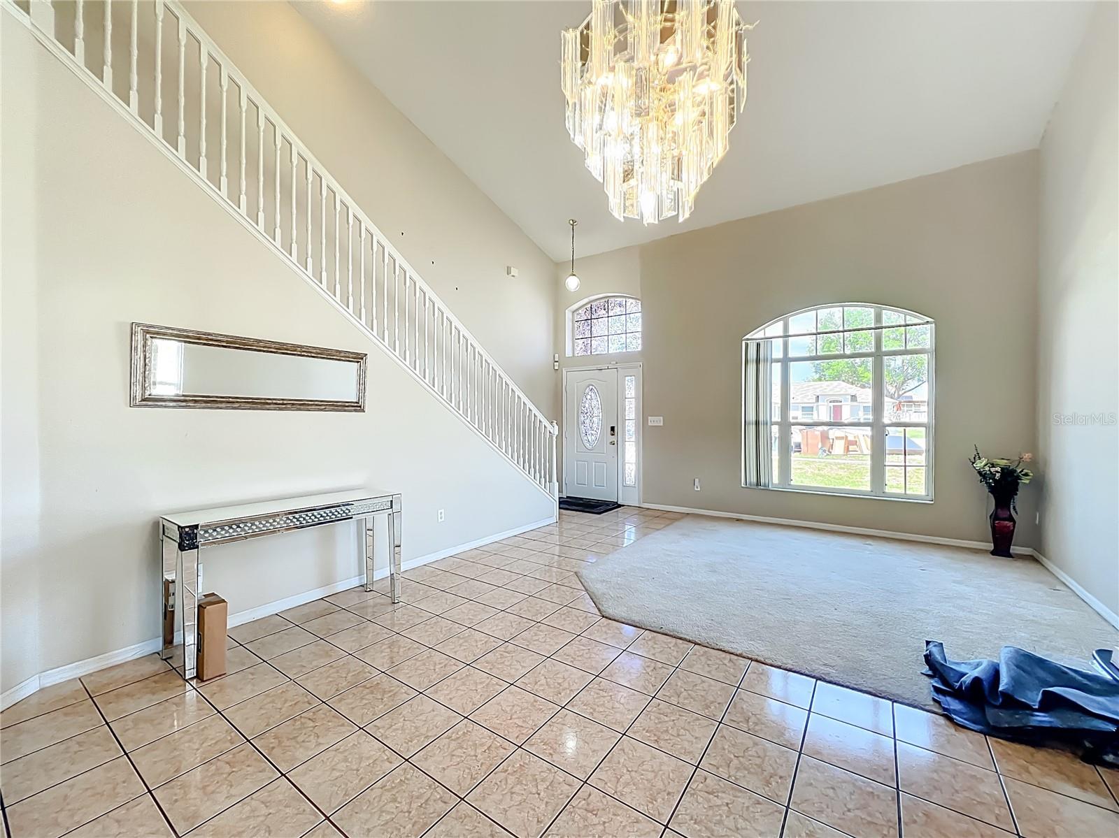 COUNTRY RUN UNIT 2 - Residential