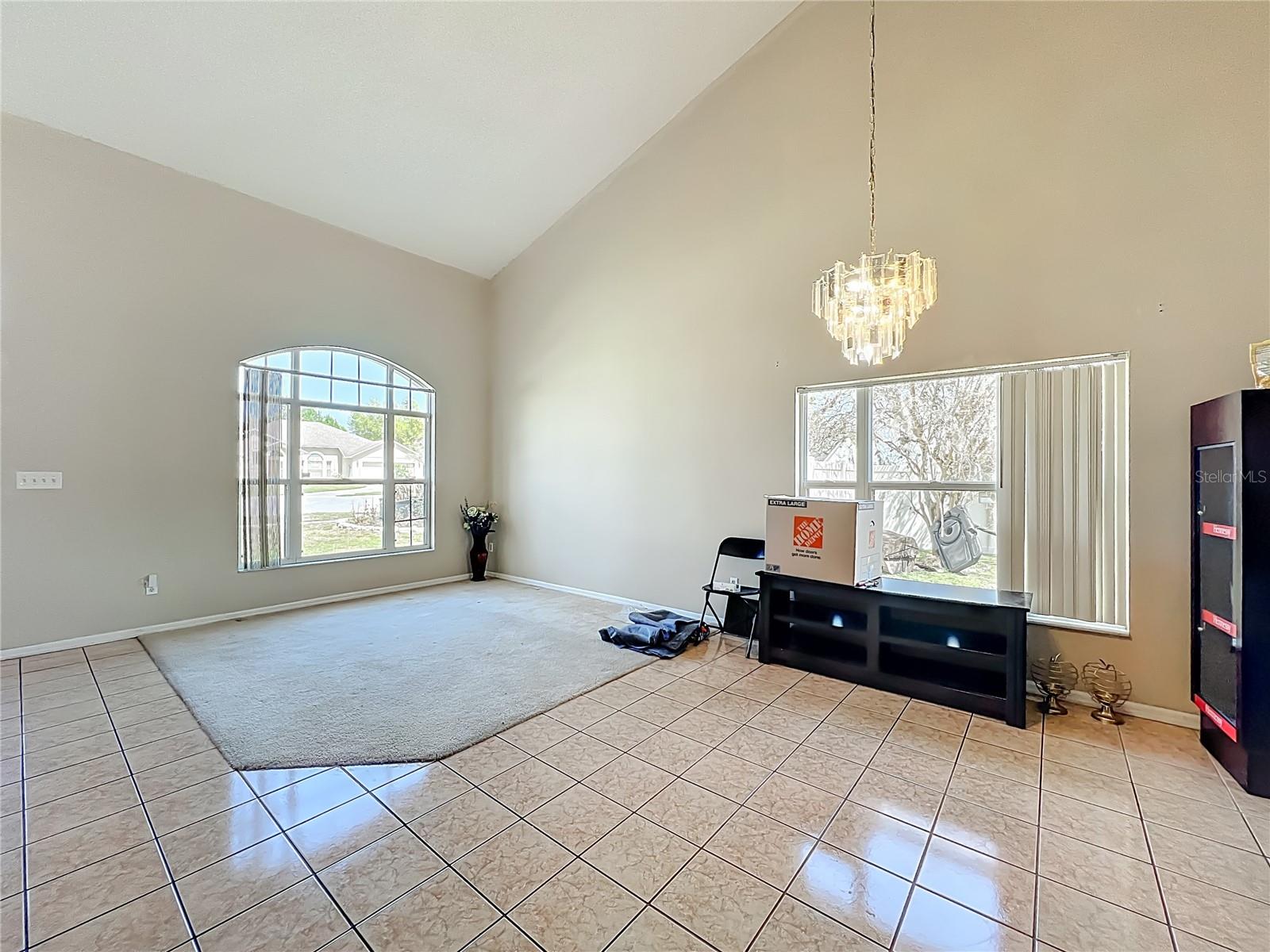 COUNTRY RUN UNIT 2 - Residential