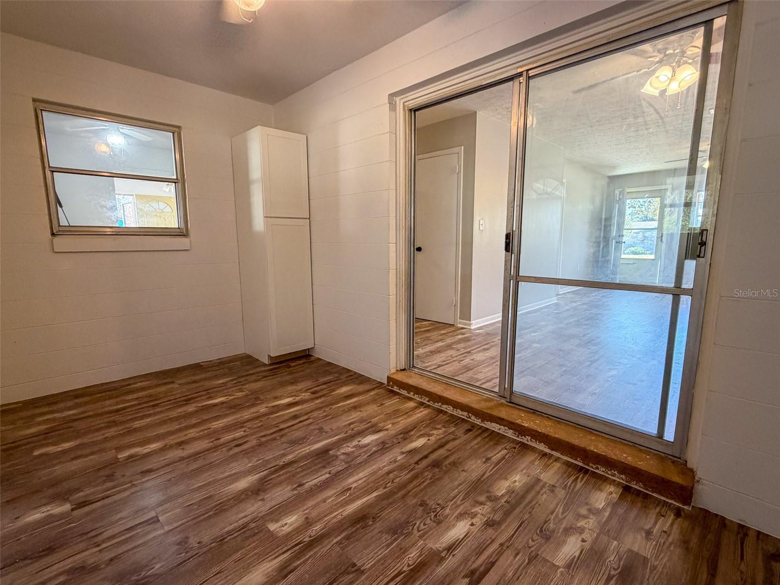 ROLLING HILLS SUB - Residential