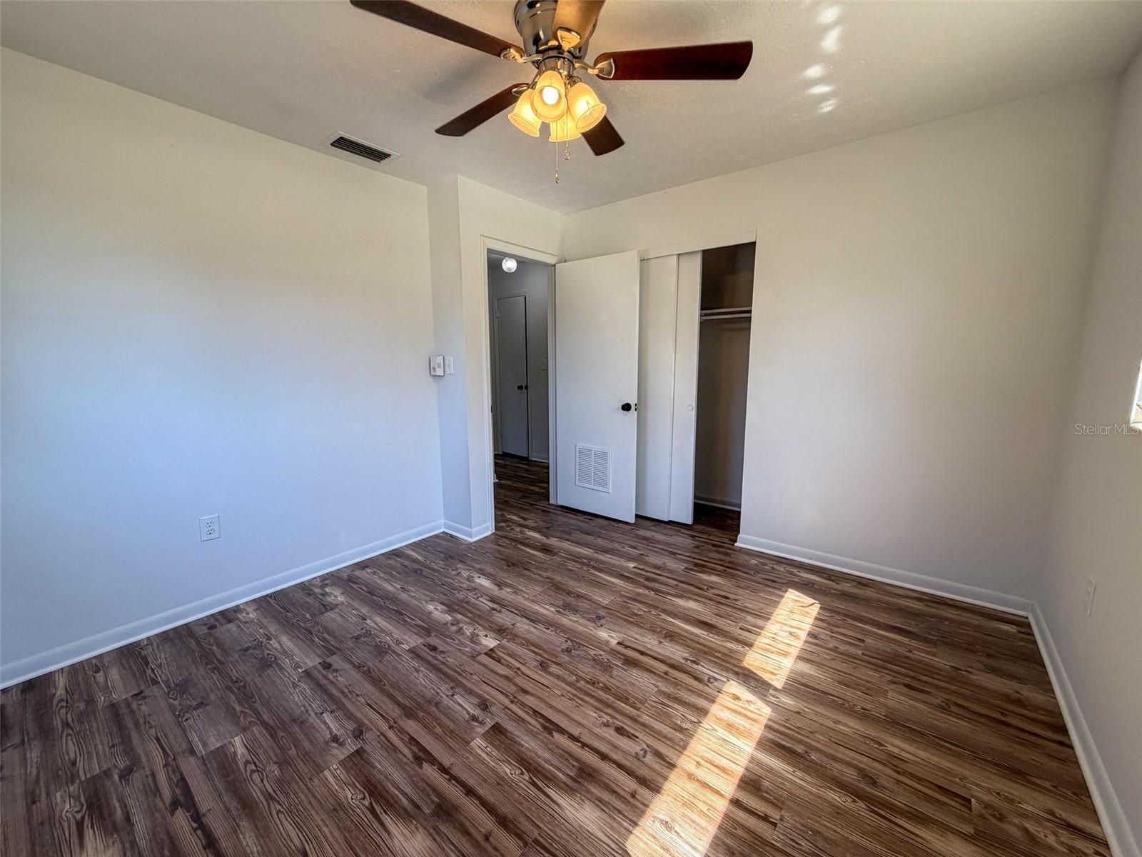 ROLLING HILLS SUB - Residential