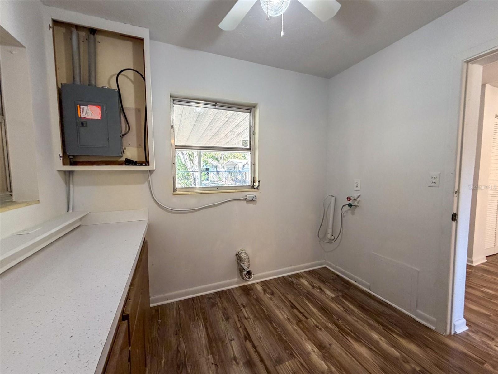 ROLLING HILLS SUB - Residential