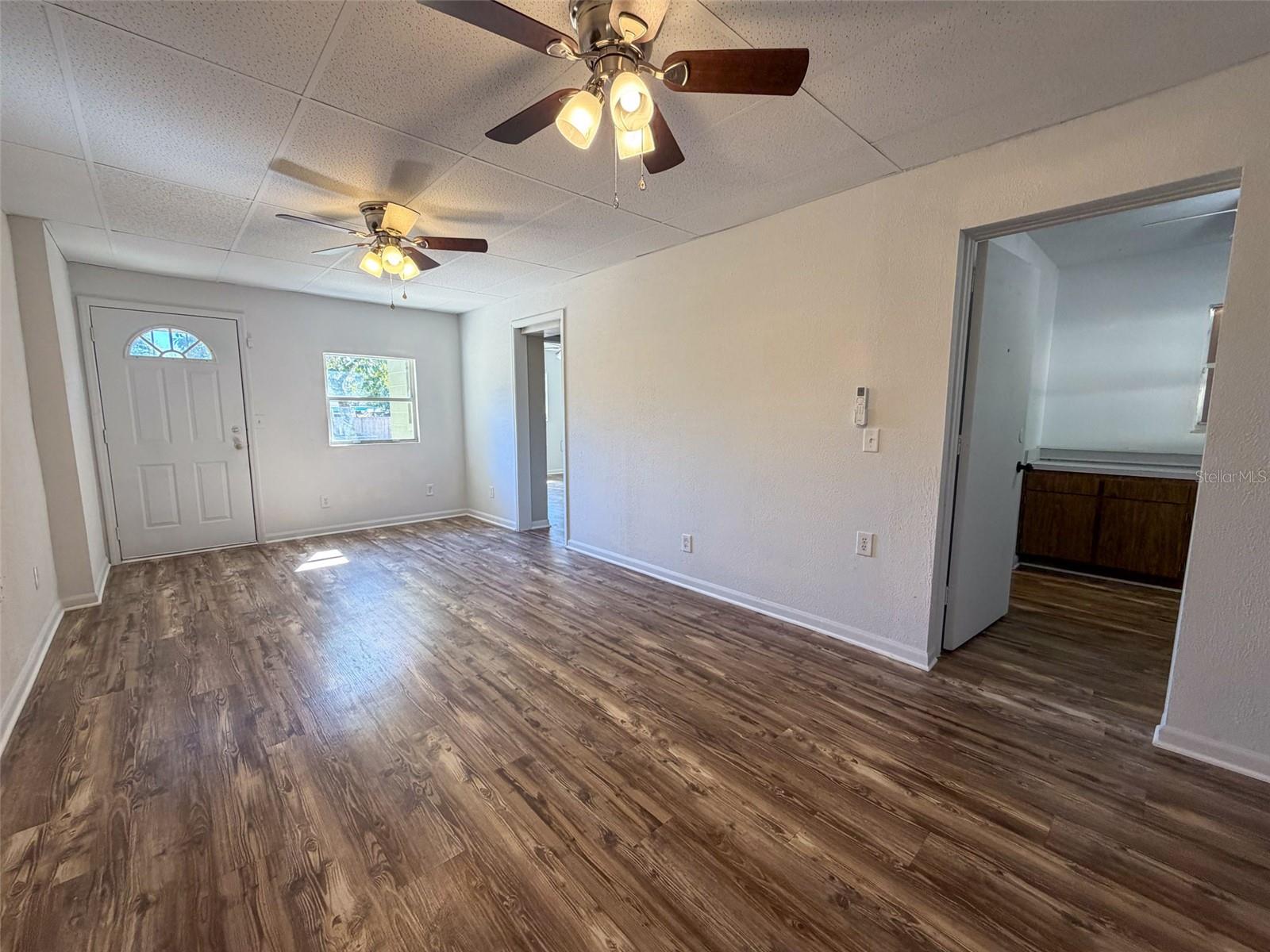 ROLLING HILLS SUB - Residential