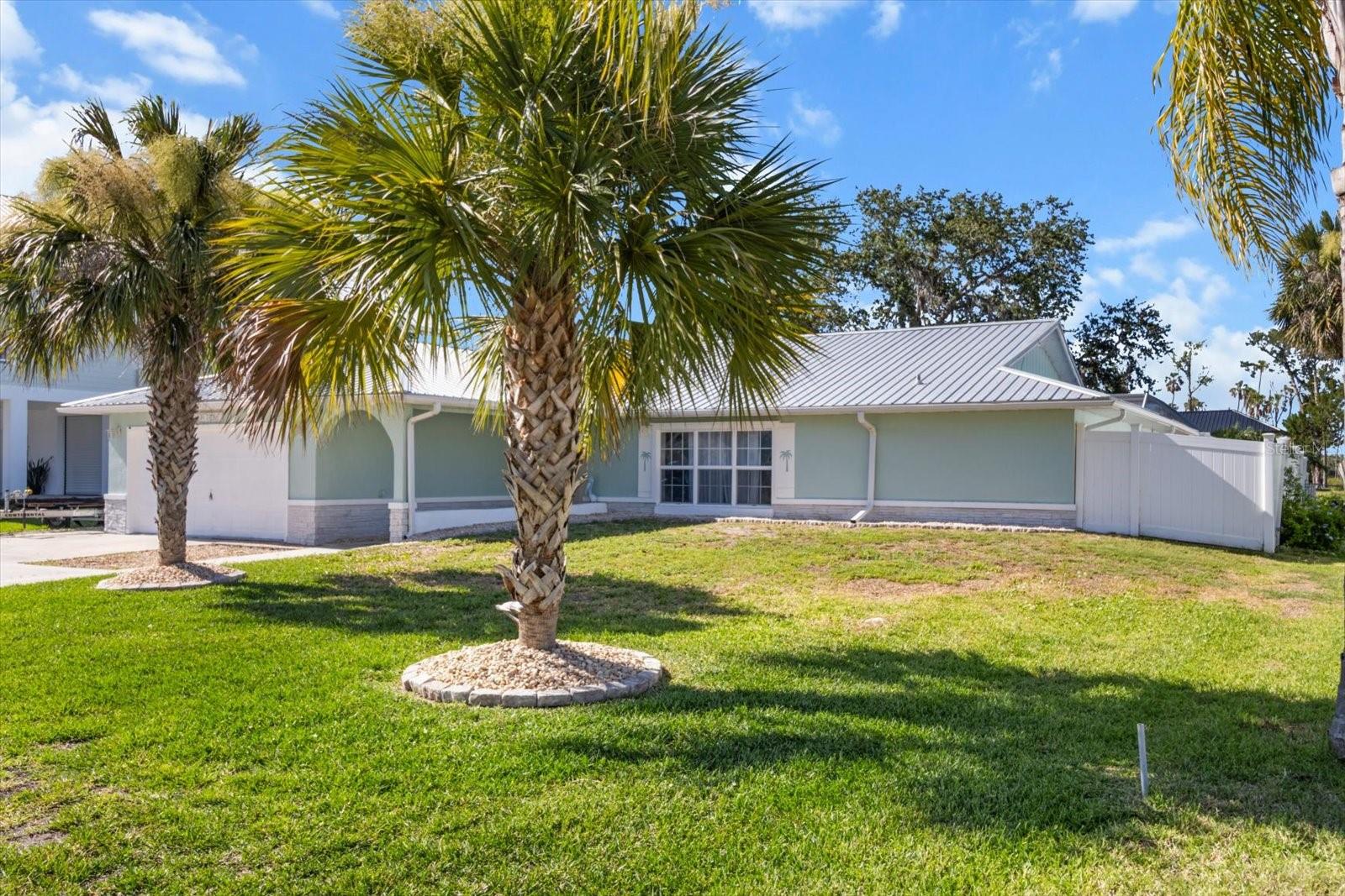 1860 NW 16TH STREET