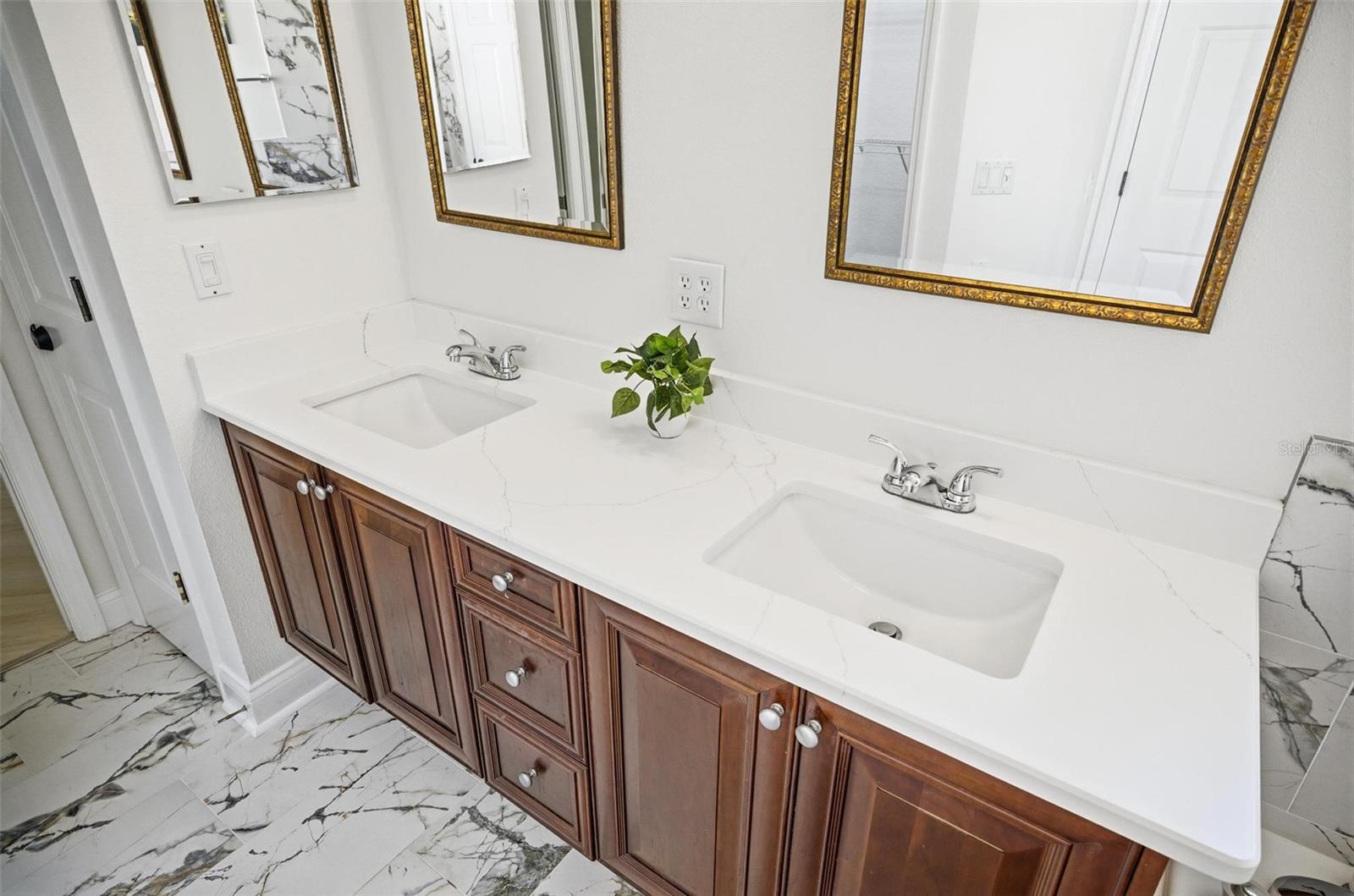 GRAND HAVEN - Residential