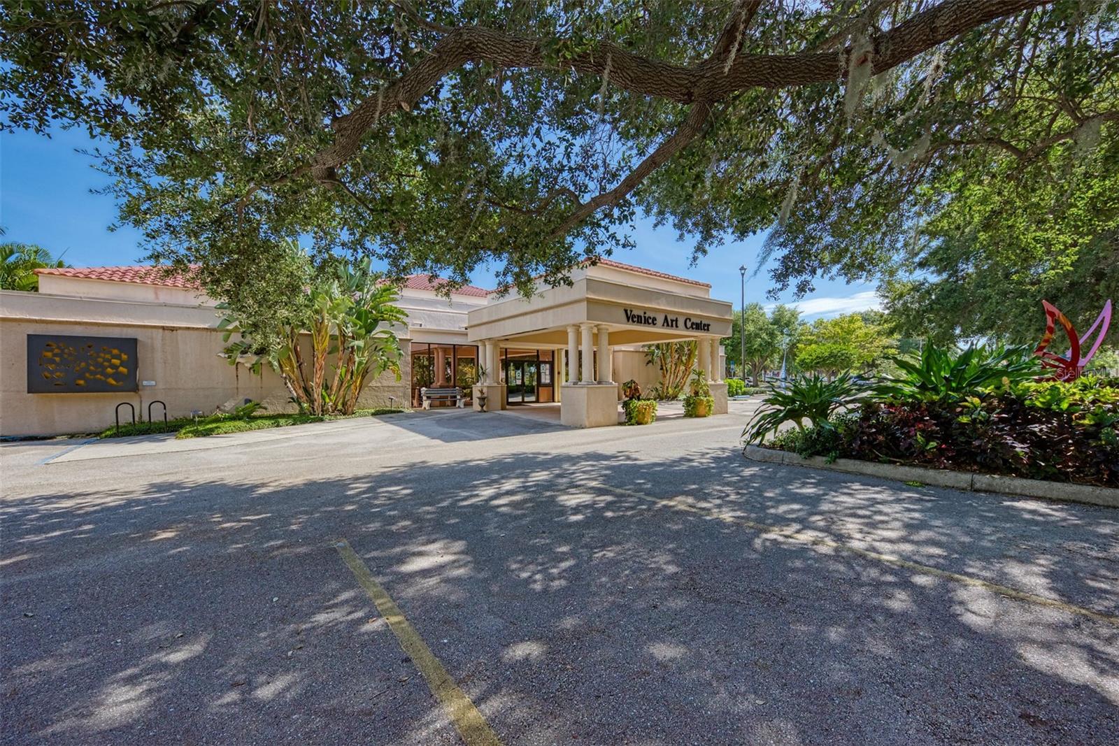 GLENWOOD MANOR - Residential