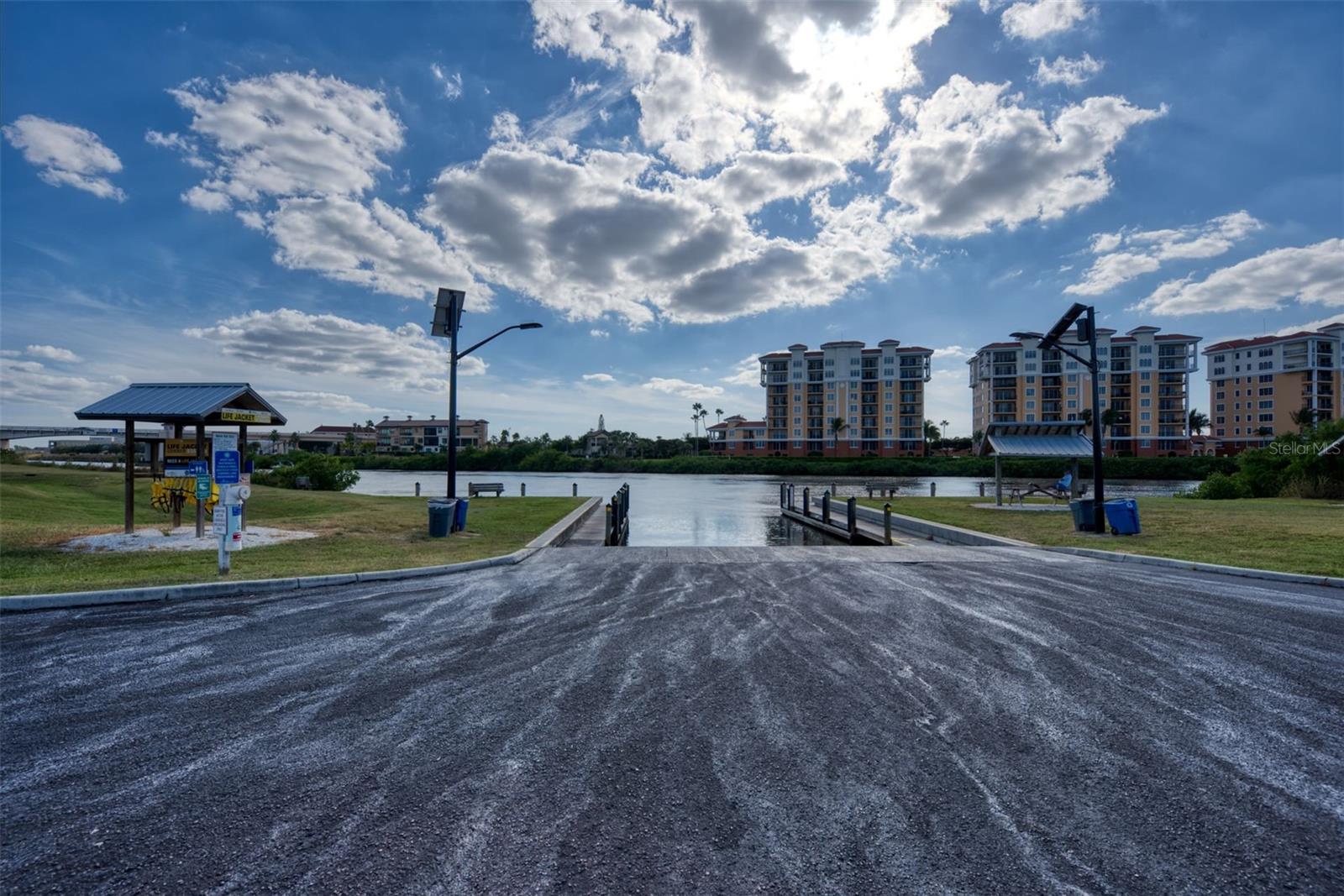 GLENWOOD MANOR - Residential