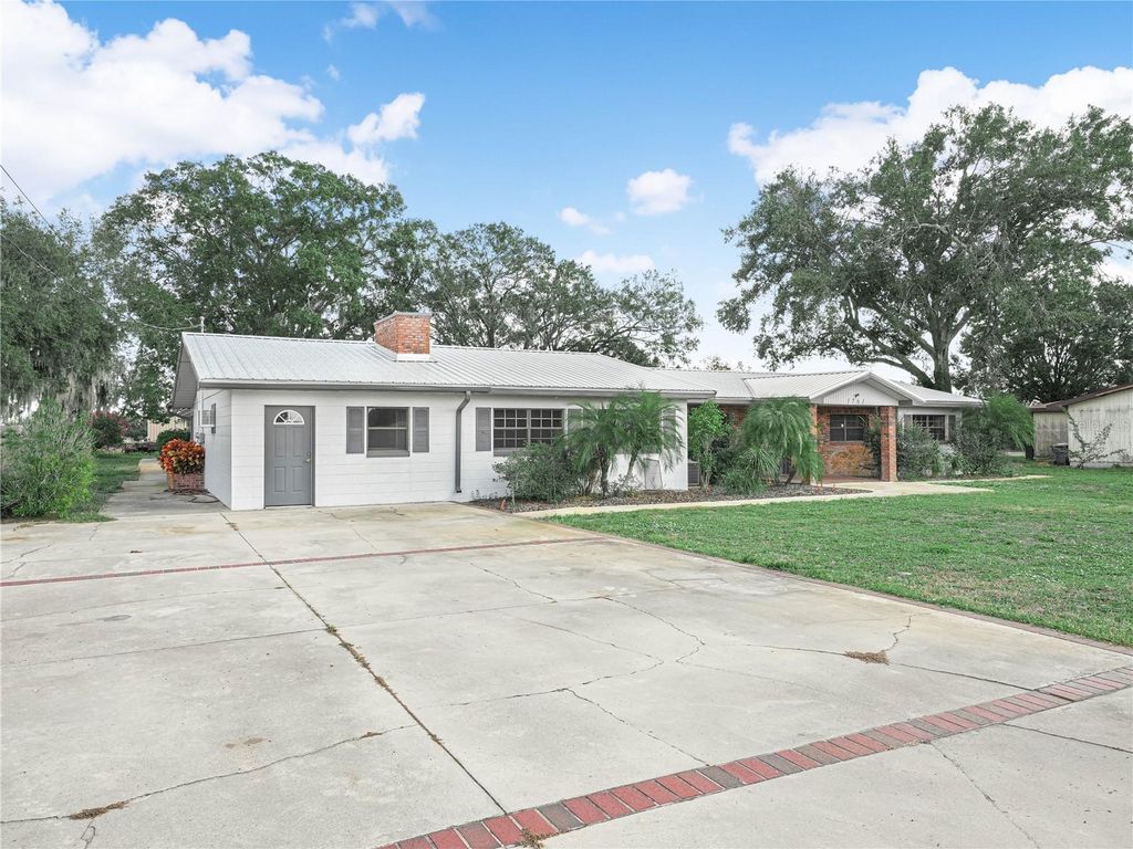 Photo of 1761 Hwy 630 W, Frostproof, FL 33843 (MLS # P4937318)