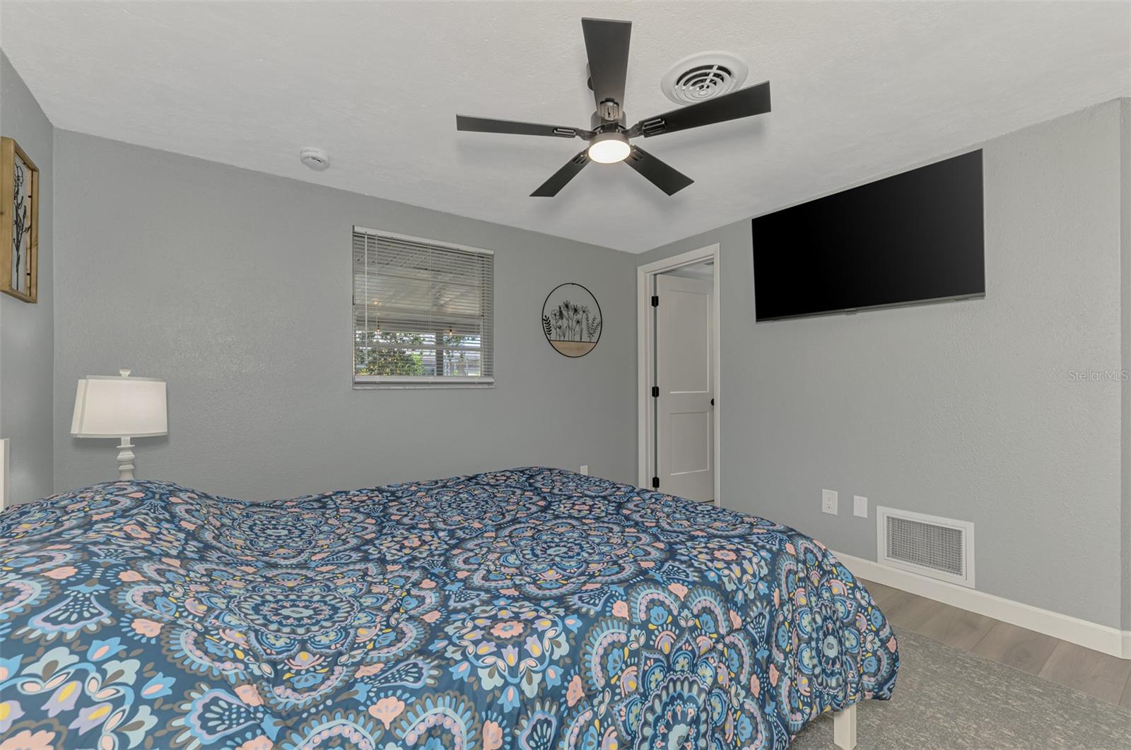 SOUTH VENICE UNIT 42 - Residential