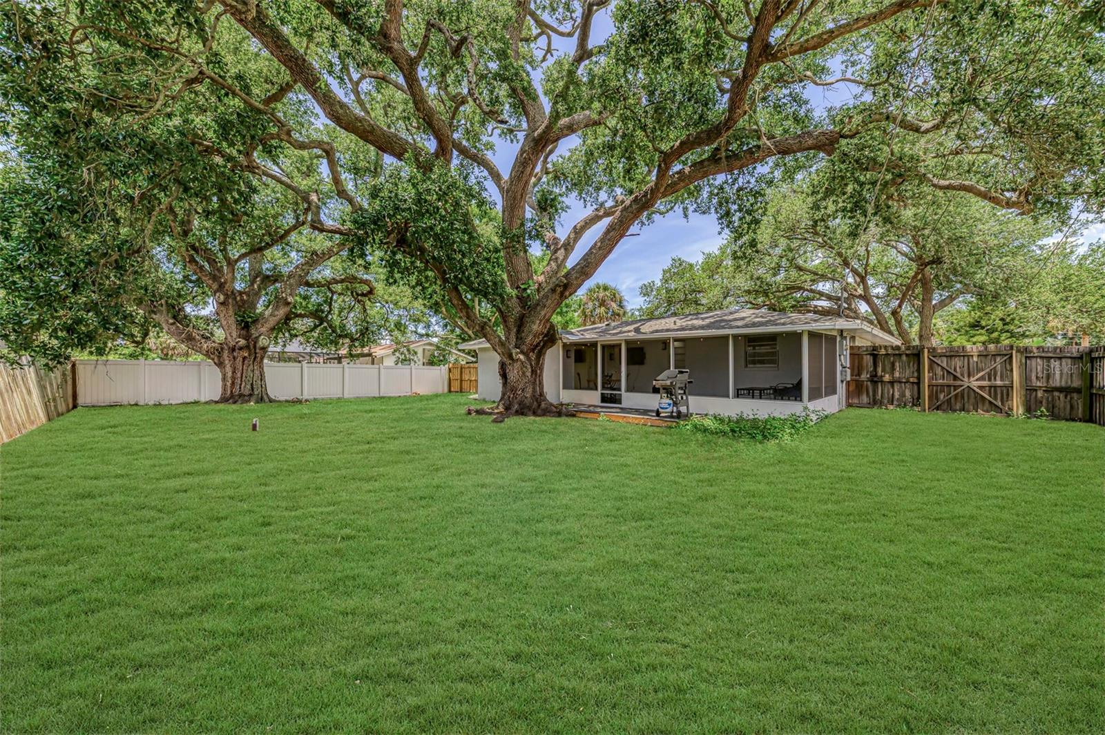 SOUTH VENICE UNIT 42 - Residential