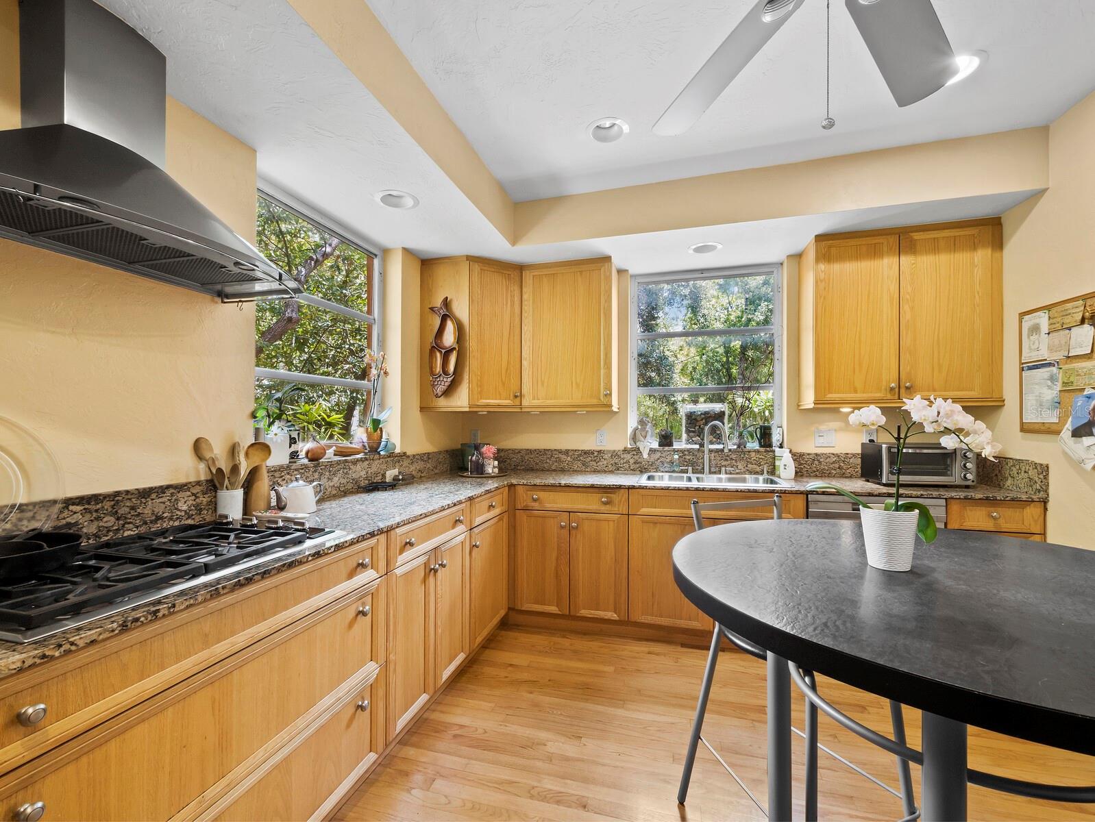 MCCLELLAN PARK - Residential