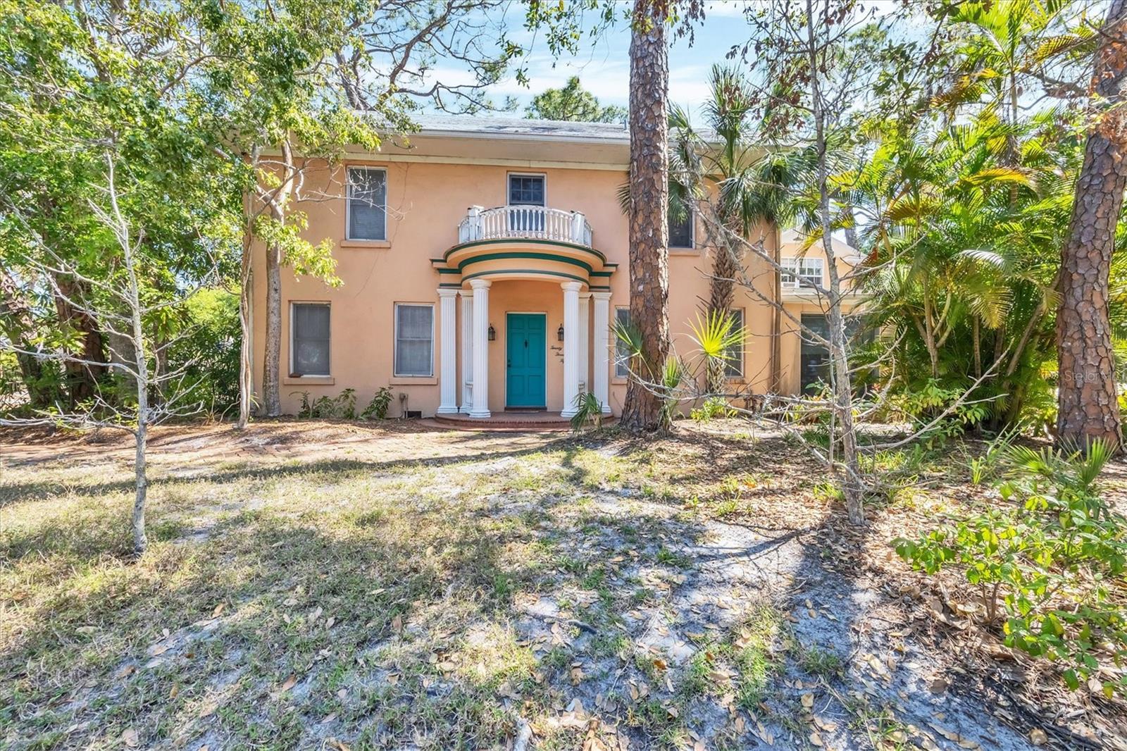Superb value in this almost 1/2 acre parcel with a 1935 home in PRIME West of Trail McClellan Park. Build new or renovate this 3000+ home with some great "bones" plus plenty of room to add on. The home has high ceilings and beautiful woodwork on walls and floors. On the main level there is a large living area plus a family room, an oversized sunroom with a separate exterior entrance and a bedroom and bathroom, with 2 additional bedrooms and bathrooms upstairs. PLUS...an upstairs apartment with a private entrance. Lots of possibilities ... McClellan Park is considered to be one of the top neighborhoods in the area with many homeowners still there decades later. At the end of the street is a park with a walkway that easily transports residents to the ever popular Southside Village shops and restaurants.