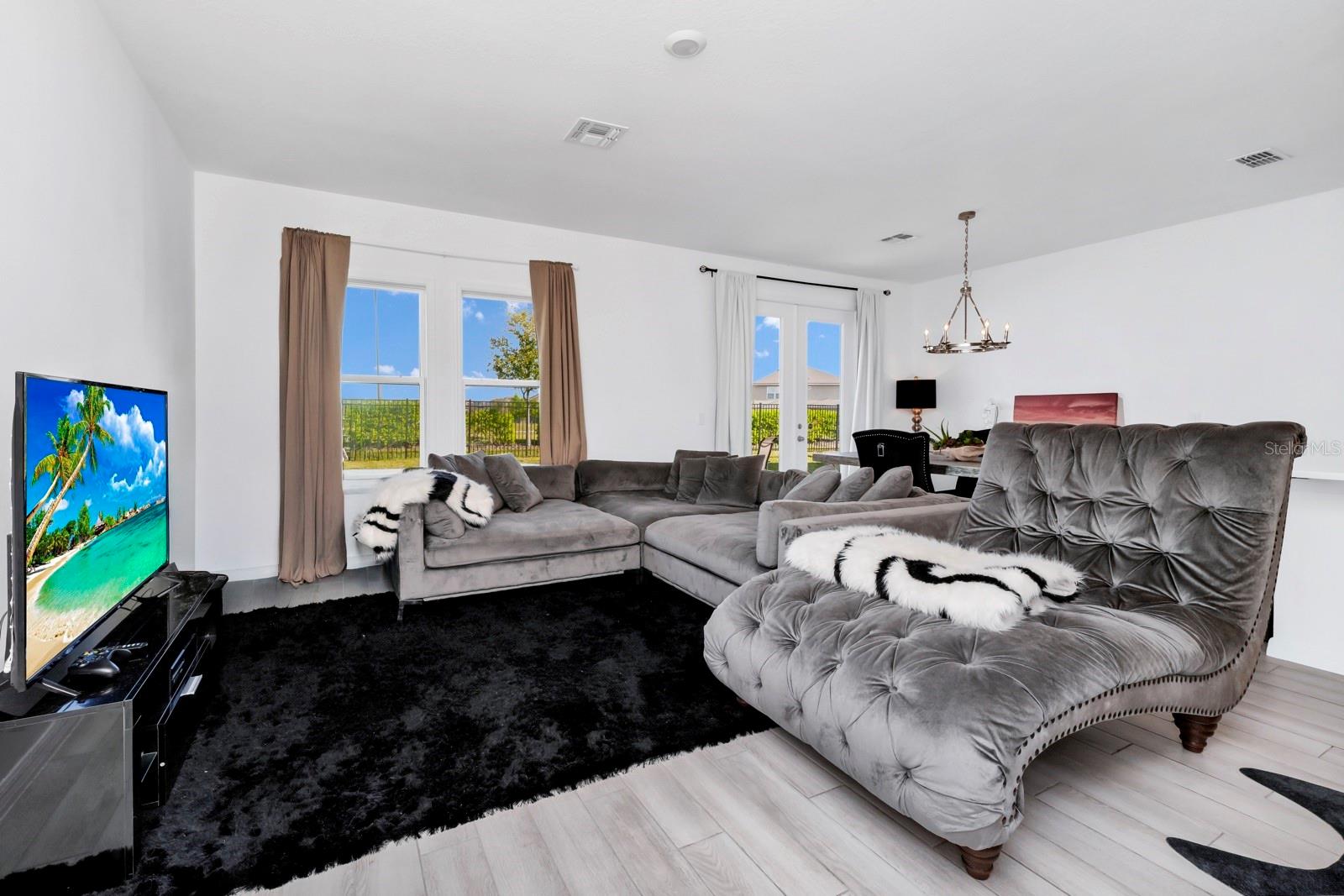 2126 DERWENT DRIVE