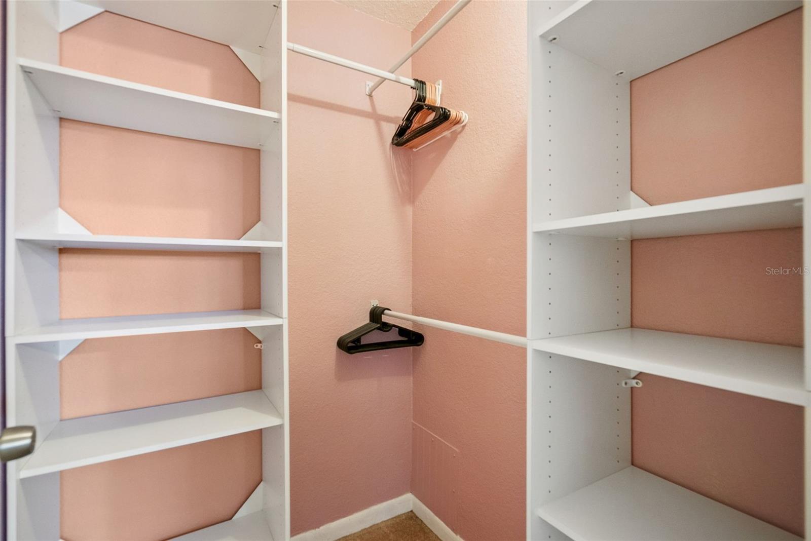 LAKE KATHRYN VILLAGE - Residential