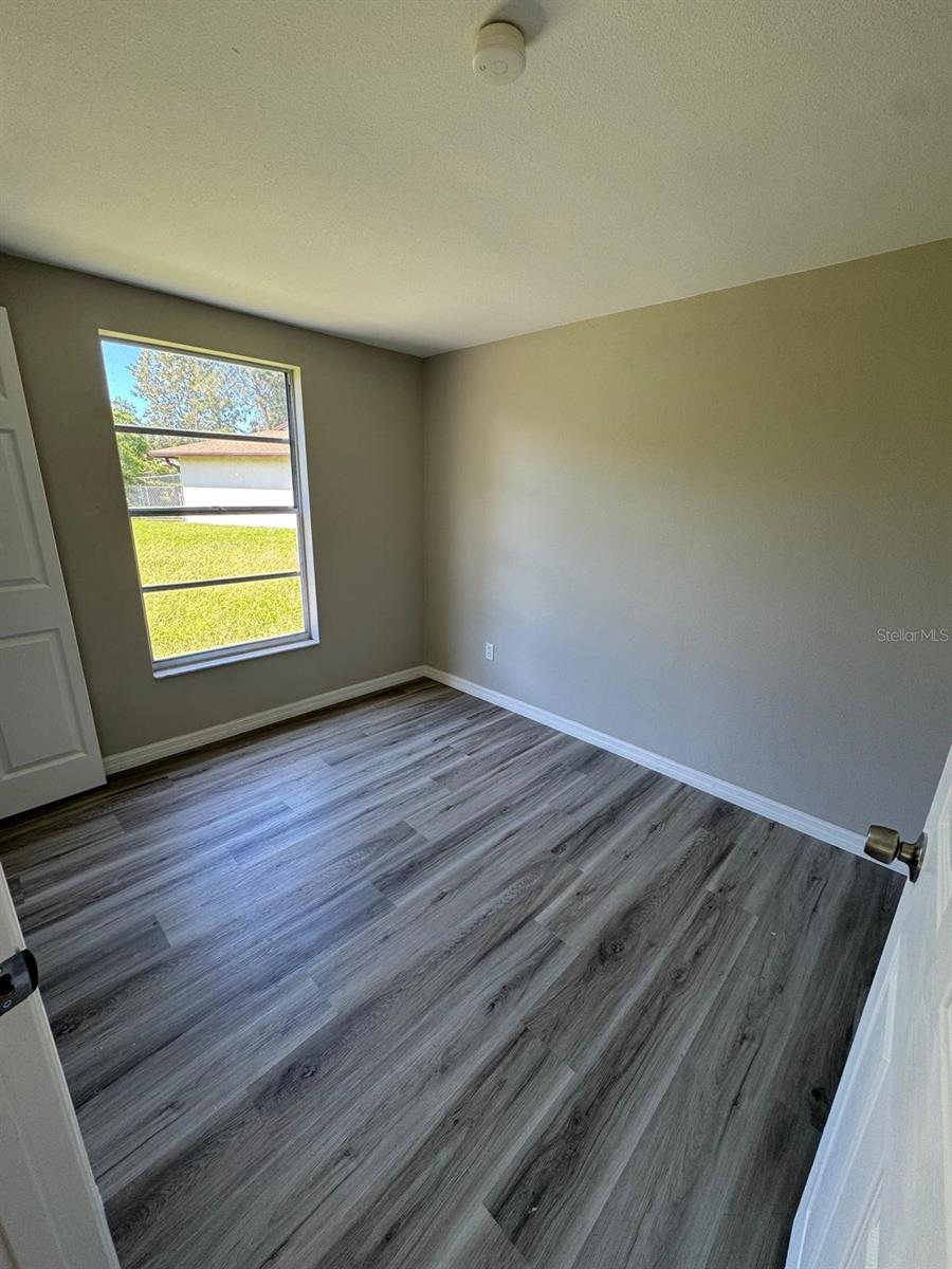 CAMBRIDGE LAKE - Residential Income