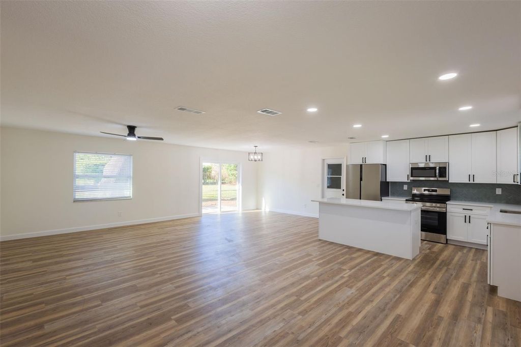 Photo of 1517 Hallam Court N, Lakeland, FL 33813 (MLS # A4685916)