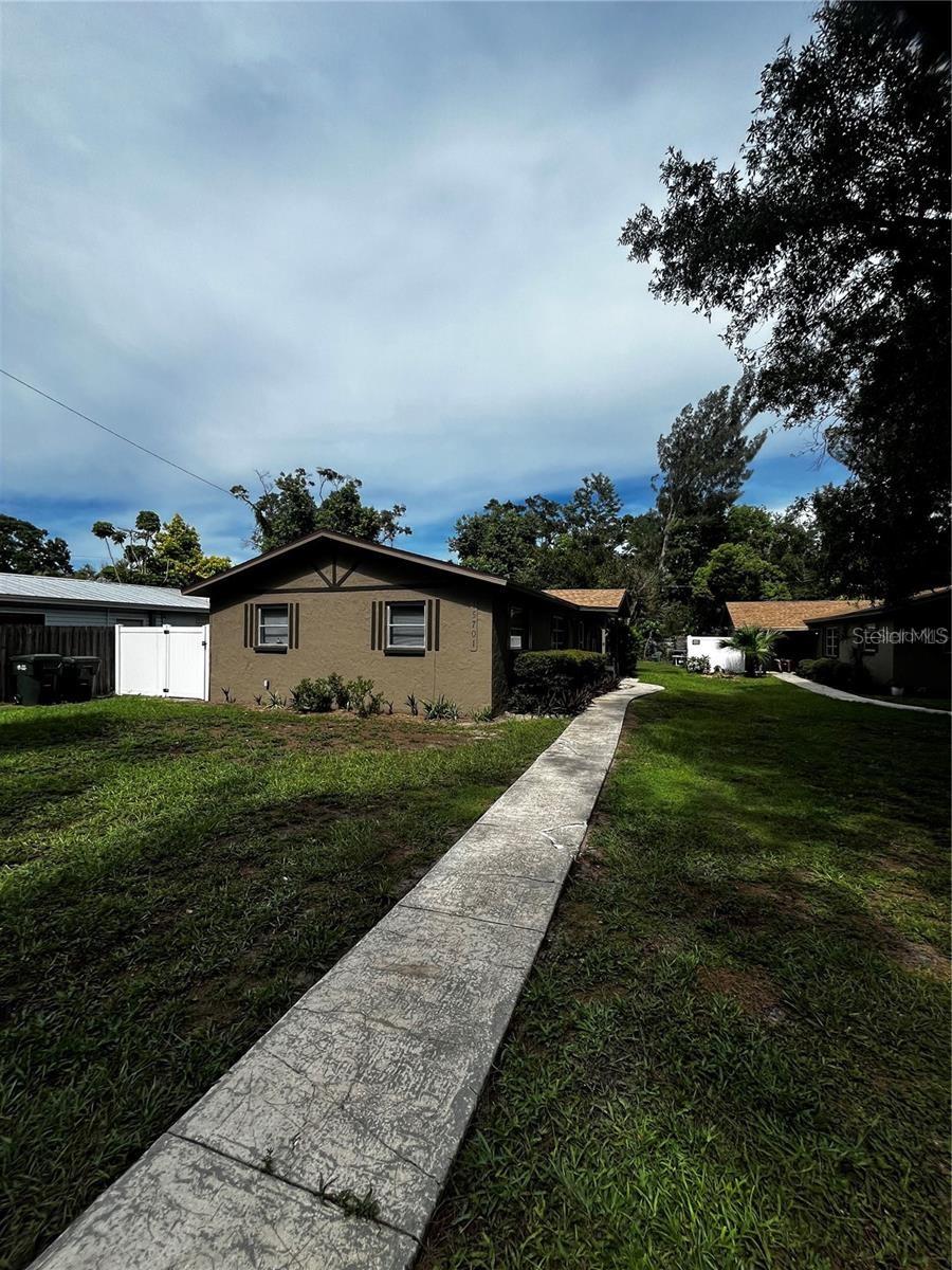 HIGH POINT - Residential Lease