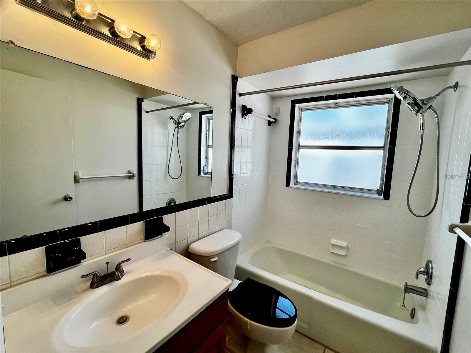 HIGH POINT - Residential Lease