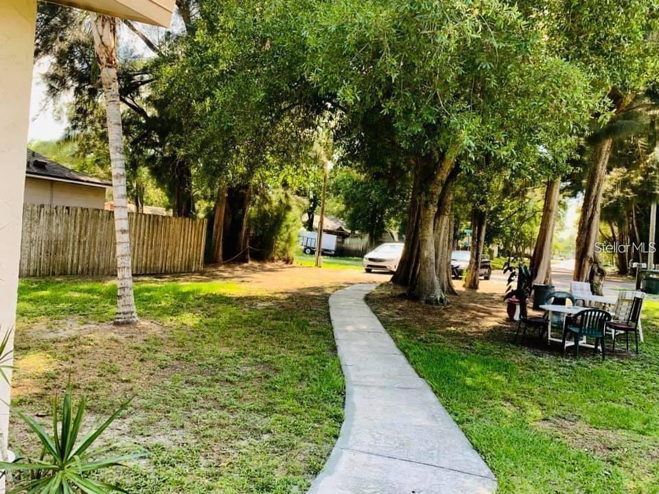 HIGH POINT - Residential Lease