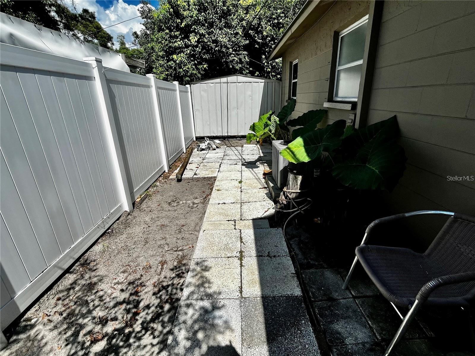 HIGH POINT - Residential Lease