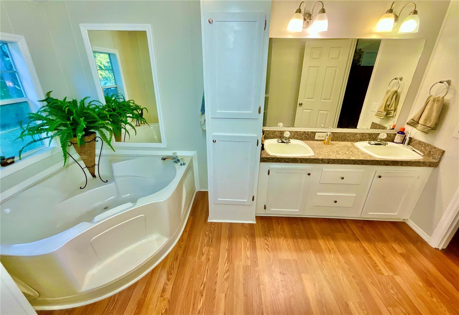 ASHLEY LAKE PLANTATION - Residential