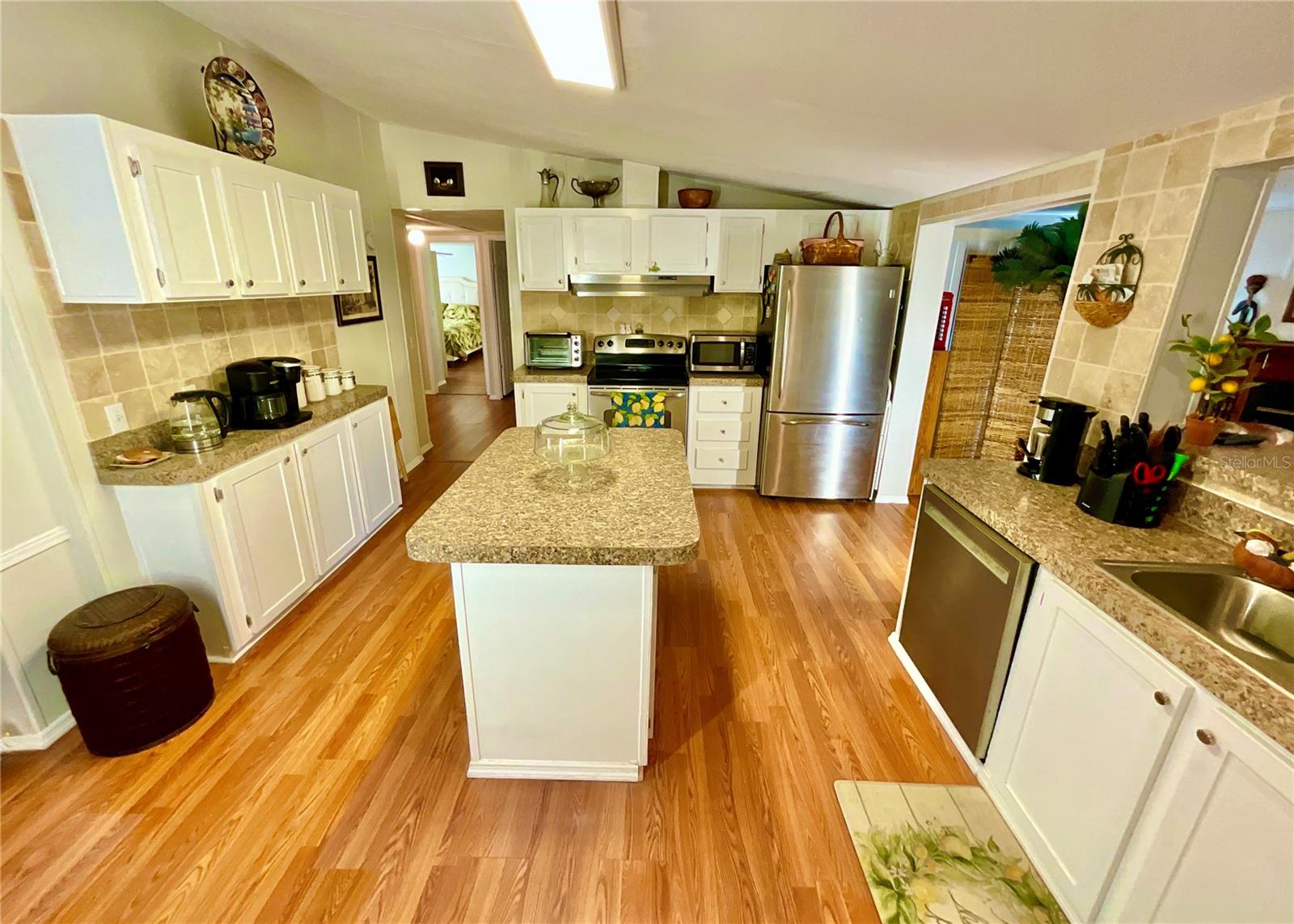 ASHLEY LAKE PLANTATION - Residential