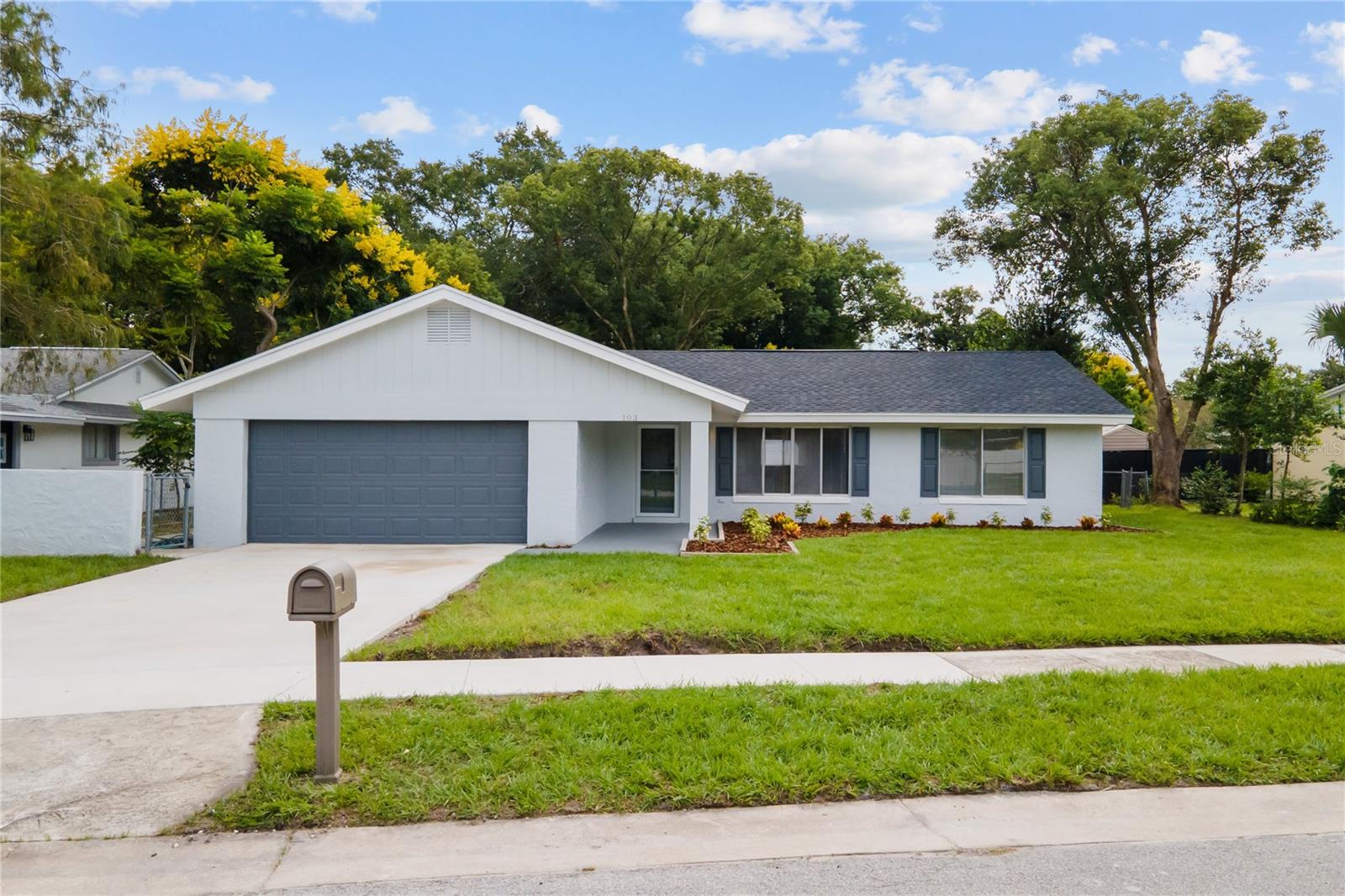 SPRING GARDENS - Residential