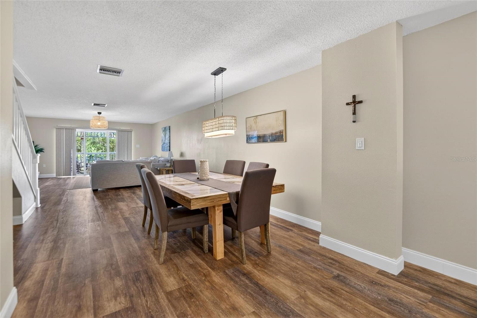 DOLLY BAY A VILLAGE ON LAKE TARPON - Residential