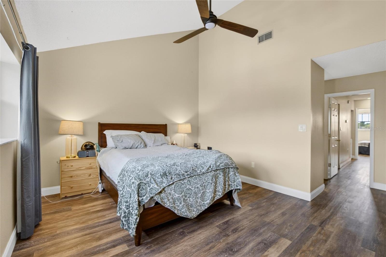 DOLLY BAY A VILLAGE ON LAKE TARPON - Residential