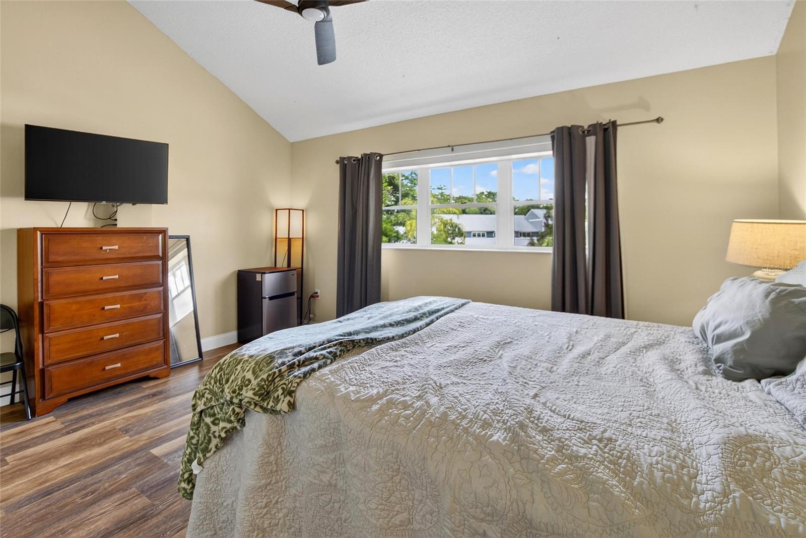 DOLLY BAY A VILLAGE ON LAKE TARPON - Residential