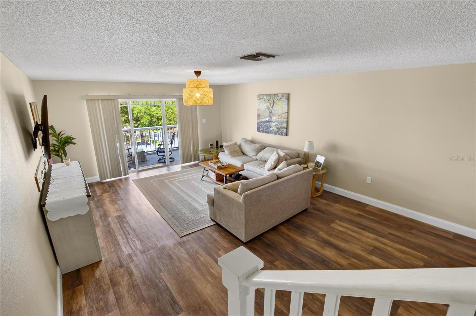 DOLLY BAY A VILLAGE ON LAKE TARPON - Residential