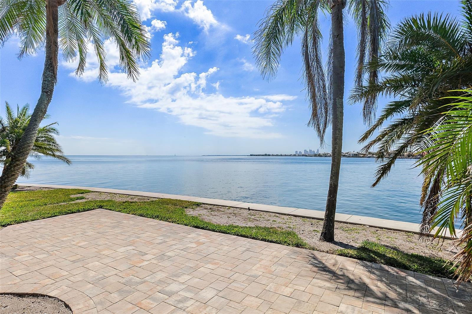 VENETIAN ISLES - Residential