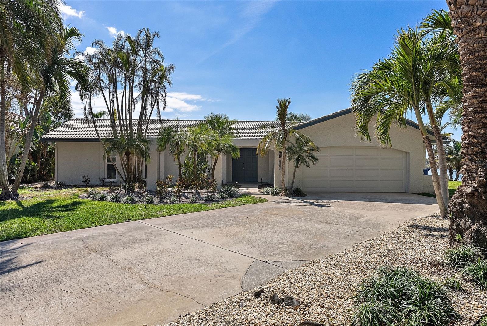 VENETIAN ISLES - Residential