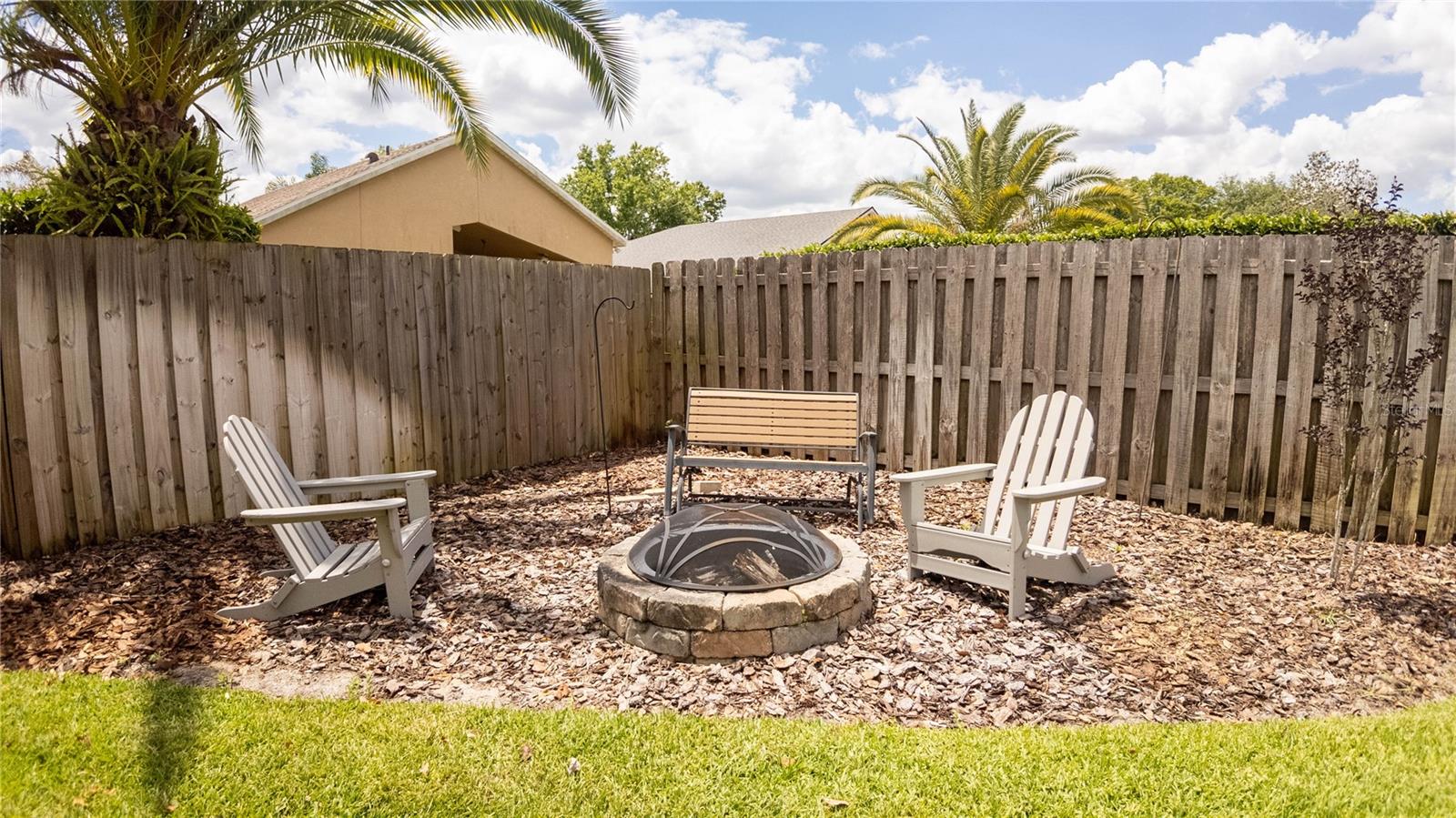 WEKIVA CLUB - Residential