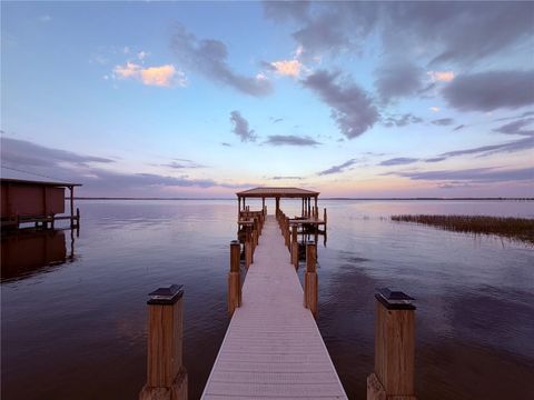 Tiny photo for 33942 Linda Lane, Leesburg, FL 34788 (MLS # G5110035)