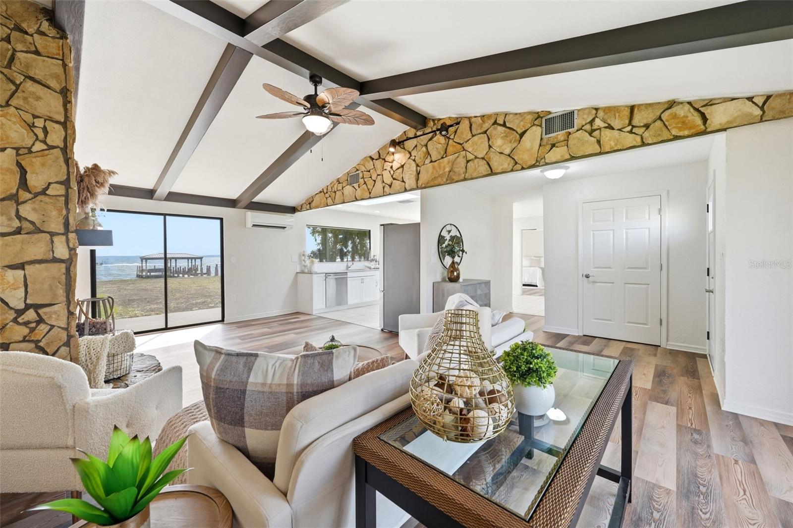 WESTERN SHORES - Residential