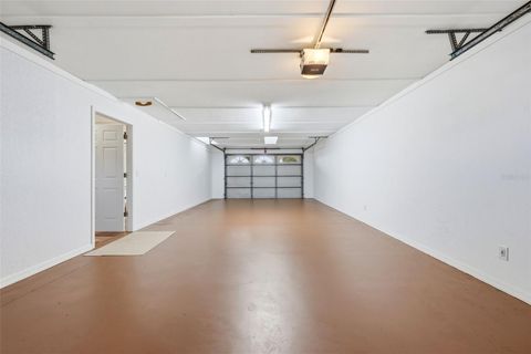 Tiny photo for 33942 Linda Lane, Leesburg, FL 34788 (MLS # G5110035)